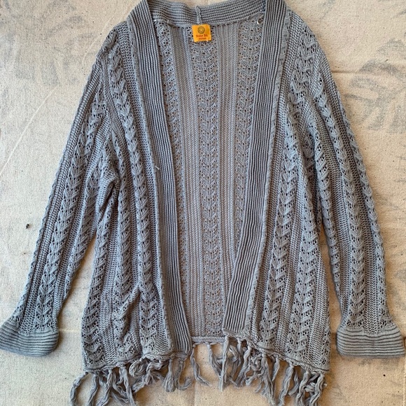 Cozy Gray Sweater - Picture 6 of 8